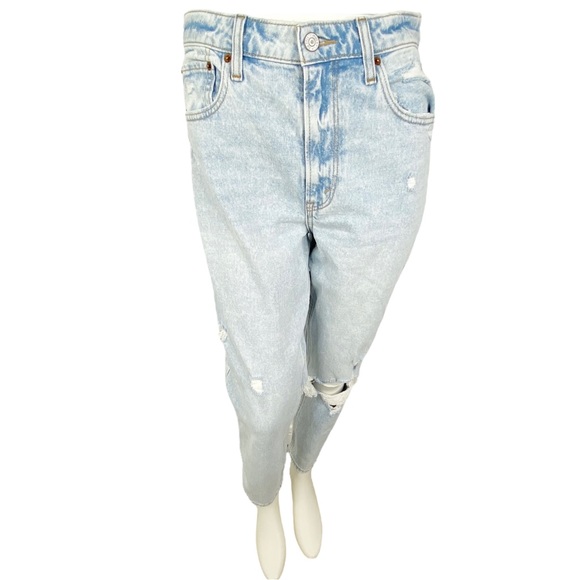 Abercrombie & Fitch Denim - Abercrombie The Mom High Rise Jean Curve Love Light Wash Distressed Jeans 26/2R